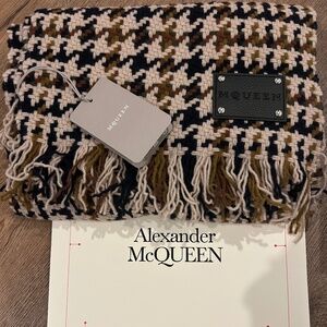 Alexander McQueen Scarf Authentic New With Tag